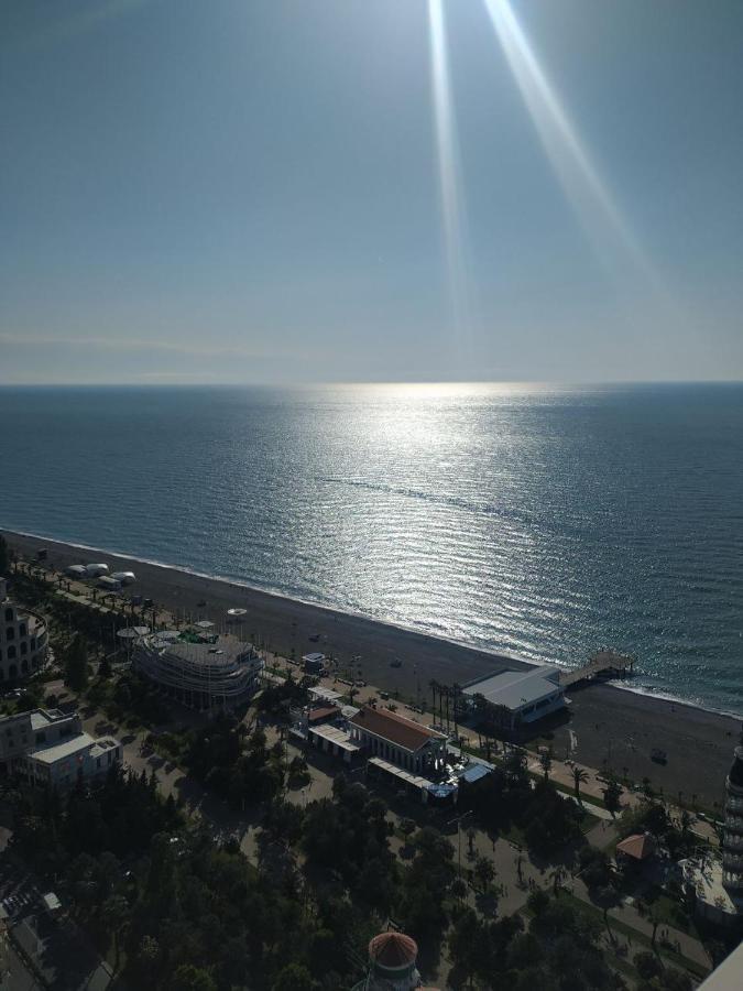 Black Sea Batumi Hotel Orbi City Esterno foto