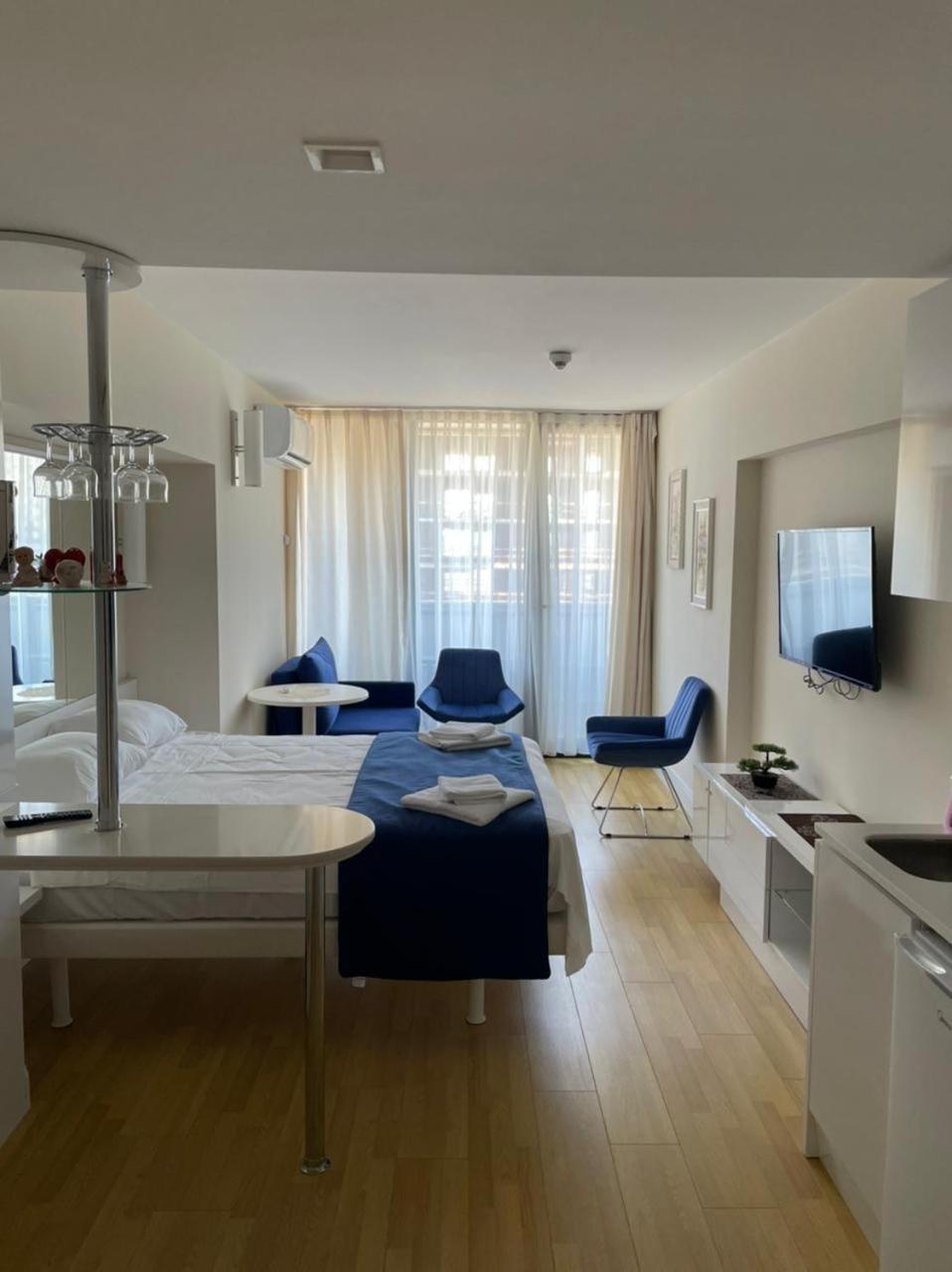 Black Sea Batumi Hotel Orbi City Esterno foto